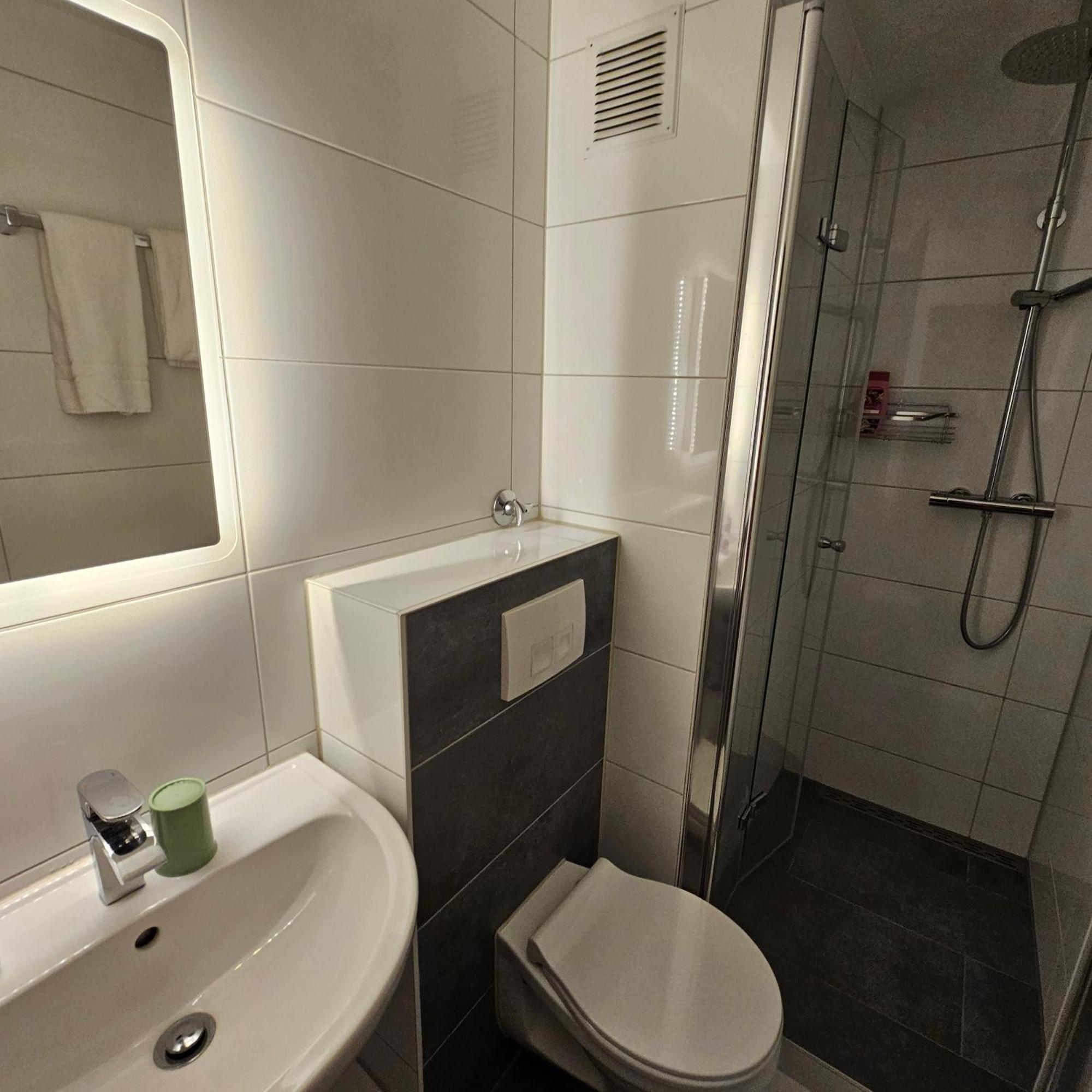 Hotel Koelner Hof Mulheim an der Ruhr Bagian luar foto