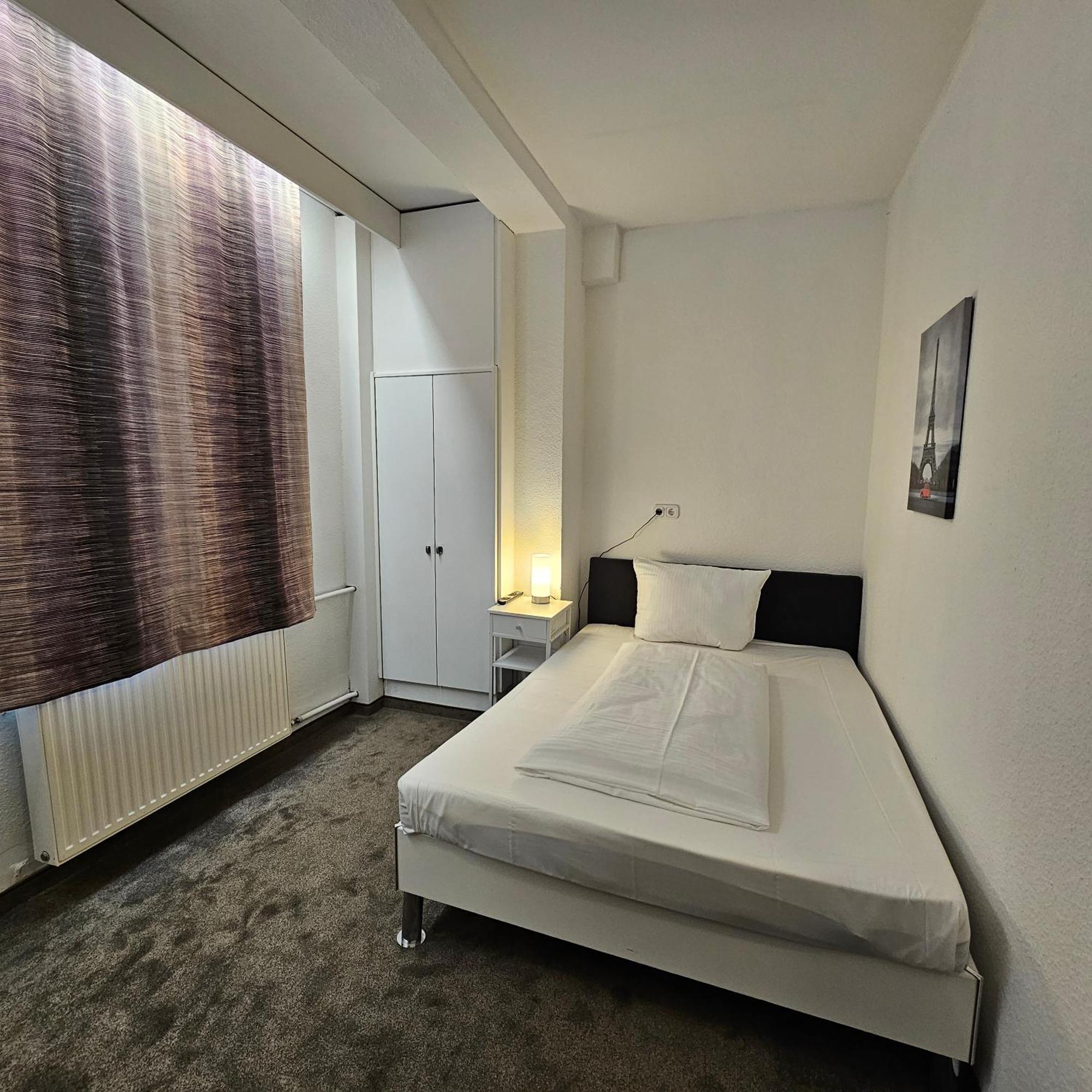 Hotel Koelner Hof Mulheim an der Ruhr Bagian luar foto