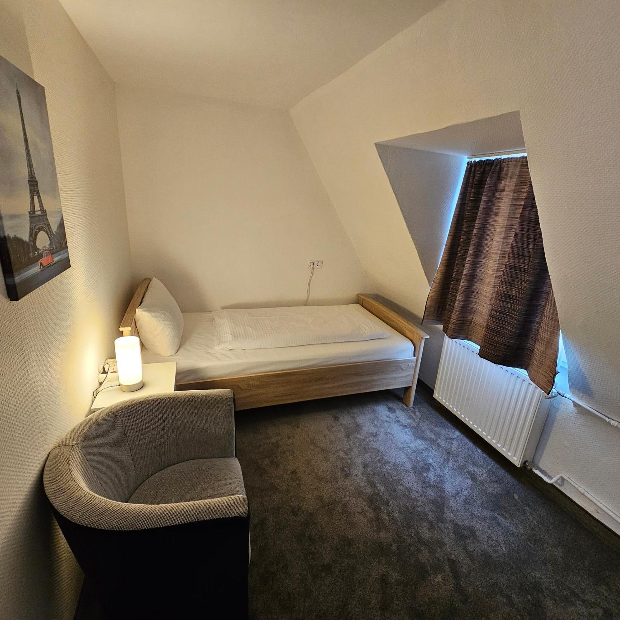 Hotel Koelner Hof Mulheim an der Ruhr Bagian luar foto